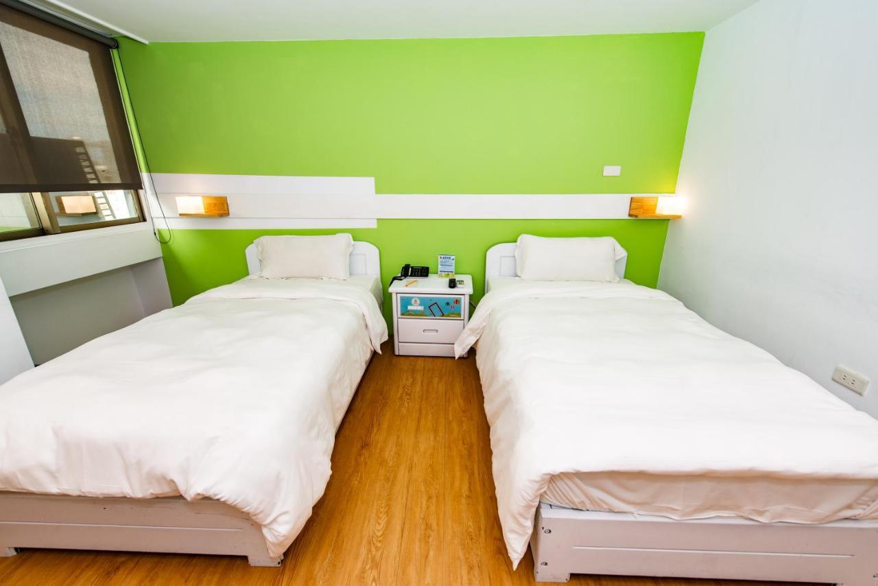 Traveller Inn - Mido Hotel T'ai-tung Eksteriør billede